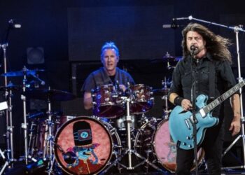 Οι Foo Fighters άλλαξαν τον τίτλο του νέου τους άλμπουμ λόγω της ταινίας «Wicked: For Good»