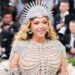 Met Gala 2026: Καθηλωτικές εμφανίσεις σε μια βραδιά αφιερωμένη στην τέχνη