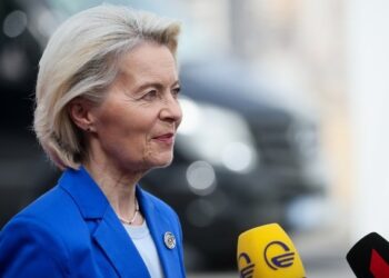 Φον ντερ Λάιεν: Η ΕΕ είναι «έτοιμη για όλα τα σενάρια» όσον αφορά τους αμερικανικούς δασμούς