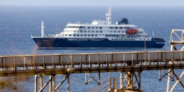 Ισπανία: Αποστολή αεροσκαφών από Γερμανία, Γαλλία, Βέλγιο, Ιρλανδία και Ολλανδία για την απομάκρυνση υπηκόων τους από το κρουαζιερόπλοιο με έξαρση κρουσμάτων Χανταϊού