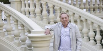 Συλλογή κρασιών του Άντριου Λόιντ Γουέμπερ πωλήιθηκε για καλό σκοπό