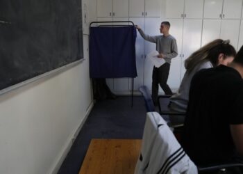 Στις κάλπες σήμερα οι φοιτητές με φόντο τα άγρια επεισόδια σε ΑΠΘ και Πανεπιστήμιο Δυτικής Αττικής