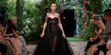 Βιβλίο αφιερωμένο στην καλλιτεχνική συνεργασία της Brigitte Niedermair με τον οίκο Dior