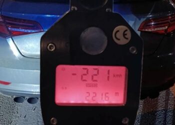 Θεσσαλονίκη: Οδηγοί έκαναν κόντρες και έτρεχαν με 221 χιλιόμετρα την ώρα