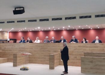 Xώρος για εικονικές δίκες αλλά και προσομοιώσεις του κοινοβουλίου