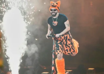 Eurovision 2026: Ο Akylas «γκρέμισε» τη σκηνή – αποθέωση για την Ελλάδα με το Ferto (VIDEO)