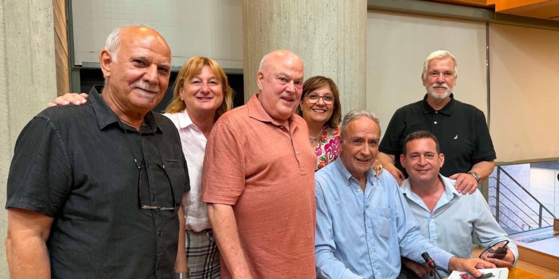 Τους έσμιξε το βιβλίο