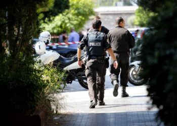 Ζευγάρι αστυνομικών στη Δράμα: Από το χέρι του συζύγου της έφυγε η γυναίκα, εκείνος αυτοκτόνησε