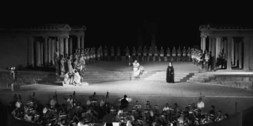 ΔΕΗ: Στηρίζει την έκθεση «Σημείο Κάλλας» στο Αρχαίο Θέατρο Επιδαύρου