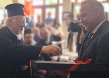 Στην Ίμβρο ο Στέλιος Αγγελούδης έπειτα από πρόσκληση του Βαρθολομαίου
