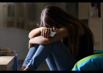 Θεσσαλονίκη: 28χρονη κατηγορείται ότι παρίστανε άνδρα για να παραπλανήσει 14χρονη