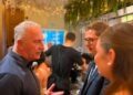 «The right people do the right things» – και η μιάμιση ώρα του Καλαφάτη με νέους από όλο τον κόσμο στο Dacristo