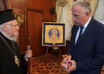 Συνάντηση Καλαφάτη με τον Οικουμενικό Πατριάρχη
