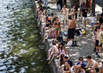 Καύσωνας στην Ευρώπη: Στην Ισπανία τουλάχιστον 212 θάνατοι-101 εκατ επηρεάζονται από τις υψηλές θερμοκρασίες