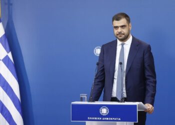 Μαρινάκης για Τσίπρα: «Δεν μπορεί να επιστρέφει χωρίς να λογοδοτεί για το 2015»