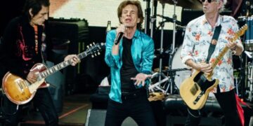 Οι Rolling Stones κυκλοφόρησαν τραγούδι με τον Ρόμπερτ Σμιθ των Cure