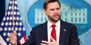 Βανς: Επιστρέφουν οι επιθεωρητές πυρηνικών στο Ιράν μετά τις συνομιλίες στην Ελβετία
