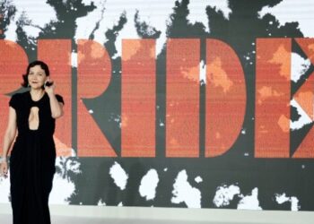 Κάρλοβι Βάρι: Τιμητικό βραβείο σε Μάγκι Τζίλενχαλ και Τζέσι Άιζενμπεργκ
