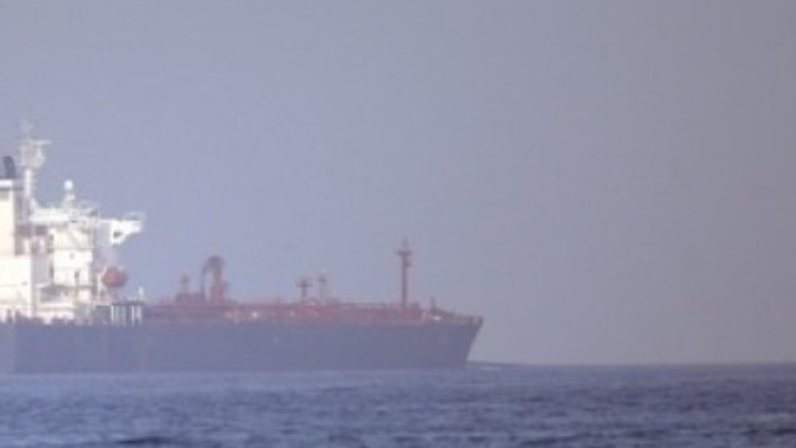 Βρετανικές δυνάμεις αναχαίτισαν πετρελαιοφόρο του ρωσικού σκιώδους στόλου που επιχειρούσε να διασχίσει τη Μάγχη