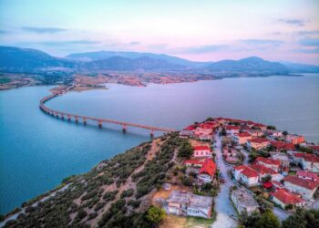 Ολοι οι δρόμοι οδηγούν στα Σέρβια:  Έως 5.000 ευρώ σε νέα ζευγάρια για να εγκατασταθούν