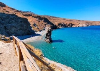 Η Άνδρος ανάμεσα στα καλύτερα ευρωπαϊκά νησιά, που προτείνονται στους Γάλλους ταξιδιώτες​​​​​​​​​​​​​​​
