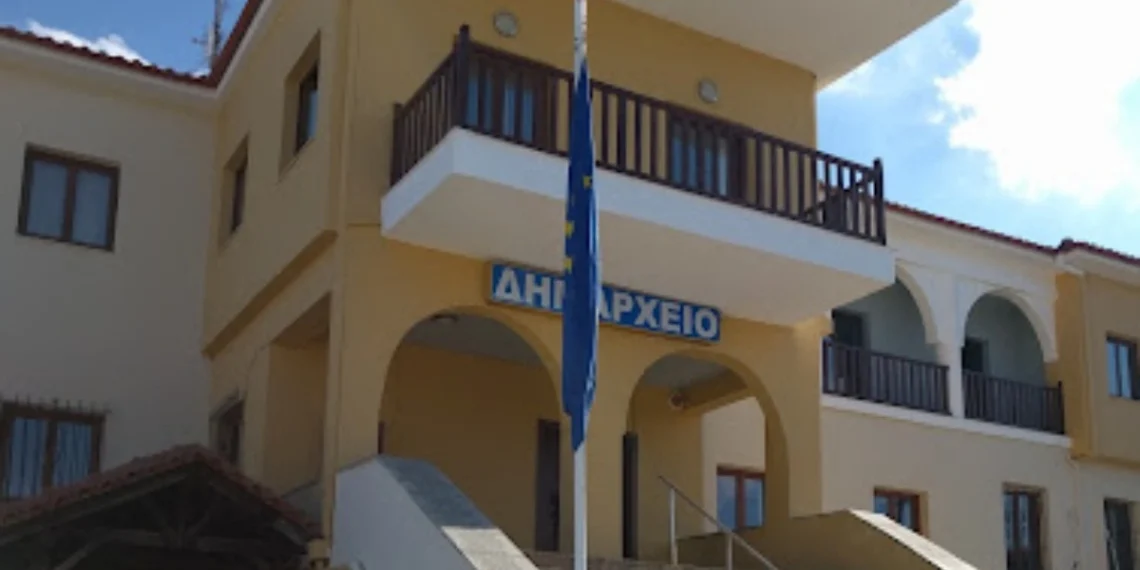 Δ. Σιθωνίας: Αρχισαν από τώρα οι διαξιφισμοί για τη δημαρχία