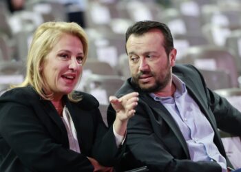 ΣΥΡΙΖΑ: Νέα σελίδα στην ηγεσία – Δούρου στην προεδρία της Κ.Ο., Παππάς νέος γραμματέας (Video)
