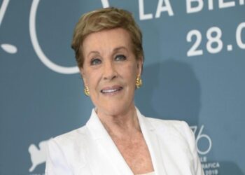 Η Disney+ ετοιμάζει ντοκιμαντέρ για τη βραβευμένη με Όσκαρ, Τζούλι Άντριους