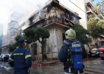 Υπάρχουν ΑΝΘΡΩΠΟΙ και άνθρωποι