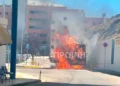 Στιγμές τρόμου στην Καβάλα: Λεωφορείο πήρε φωτιά λίγα μέτρα από το νοσοκομείο (video)