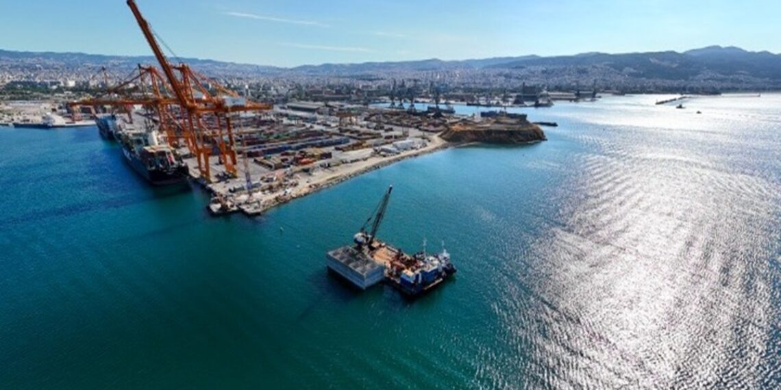 Ξεκίνησε το έργο του 6ου προβλήτα, τοποθετήθηκε το πρώτο caisson του νέου κρηπιδώματoς