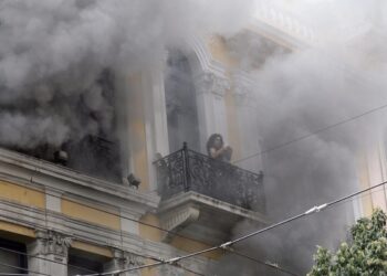 Στην φυλακή οι δύο κατηγορούμενοι για τον εμπρησμό της Marfin