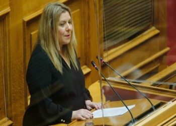 Συρεγγέλα: Προσφυγή στην Επιτροπή Δεοντολογίας κατά της Κωνσταντοπούλου