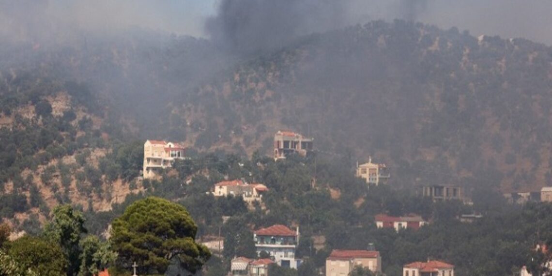 Μυτιλήνη: Μάχη για να οριοθετηθούν τα μέτωπα της δασικής πυρκαγιάς