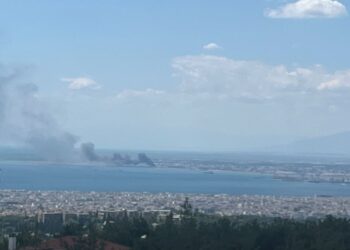 Φωτιά στο Καλοχώρι Θεσσαλονίκης – Συναγερμός στην πυροσβεστική