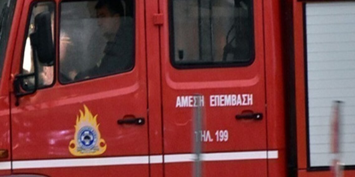 Πυρκαγιά σε διαμέρισμα στην Καλαμαριά-Στο νοσοκομείο με εγκαύματα μεταφέρθηκε γυναίκα