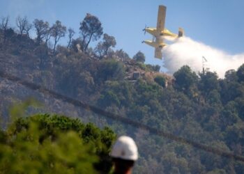Σέρρες: Φωτιά σε αγροτοδασική έκταση στην Οινούσσα-Ενισχύθηκαν οι δυνάμεις πυρόσβεσης