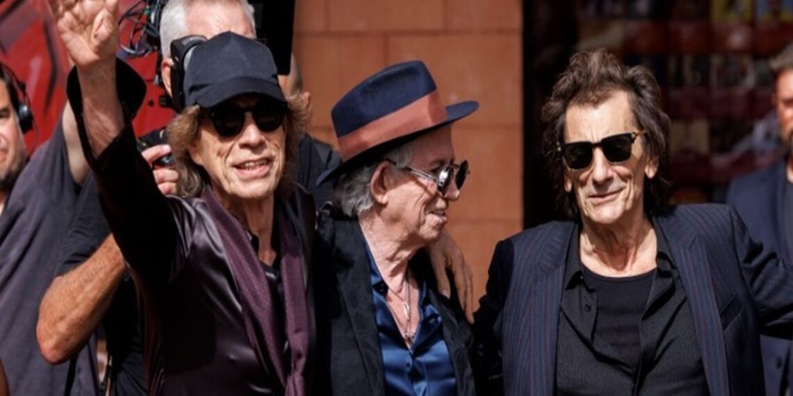 Οι Rolling Stones ισοφαρίζουν τους Beatles με 15ο άλμπουμ στην κορυφή του βρετανικού τσαρτ