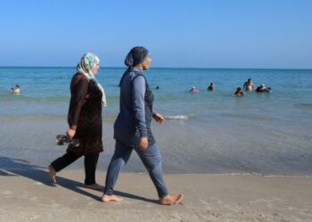 Αυστρία: Παράνομη κρίθηκε η απαγόρευση του μπουρκίνι σε ξενοδοχείο – Δικαιώθηκαν δύο μουσουλμάνες