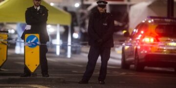 Βρετανία: Αφέθηκε ελεύθερος ο 26χρονος ύποπτος για τον φόνο της πρώην υπουργού Γουίτικαμ