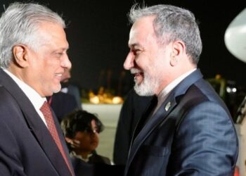 Μέση Ανατολή: Τηλεφωνική επικοινωνία των ΥΠΕΞ Πακιστάν και Ιράν για τις τελευταίες εξελίξεις