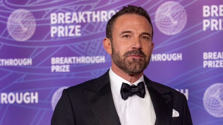 Το Netflix κατέβαλε πάνω από 500 εκατομμύρια δολάρια για την εταιρεία ΤΝ του Μπεν Άφλεκ