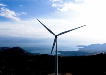 Νέα ένταση στο Αιγαίο για τις ΑΠΕ – Η Άγκυρα επαναφέρει τις «γκρίζες ζώνες»