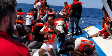 Κερύνεια: Στους 8 οι νεκροί και 17 οι αγνοούμενοι από το ναυάγιο του καταμαράν – Συνελήφθησαν ο καπετάνιος και μέλη του πληρώματος (Video)