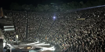 Αποθέωση για τη «Λυσιστράτη» του ΚΘΒΕ στην Επίδαυρο – Περισσότεροι από 17.000 θεατές