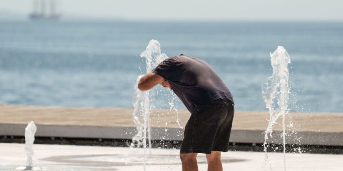 Ο καιρός ανεβάζει ξανά θερμοκρασία: Έως 38°C και ισχυροί άνεμοι στο Αιγαίο