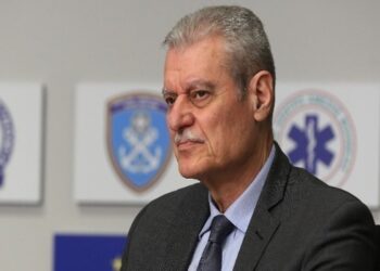 Τουρνάς για πύρινα μέτωπα: Οι θυελλώδεις άνεμοι εξακολουθούν να δημιουργούν εξαιρετικά δύσκολες συνθήκες