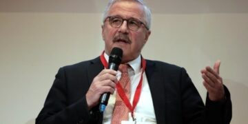 Μήνυμα Κάλλας σε Μανιάτη: Σεβασμός των κυριαρχικών δικαιωμάτων των κρατών της ΕΕ από την Τουρκία