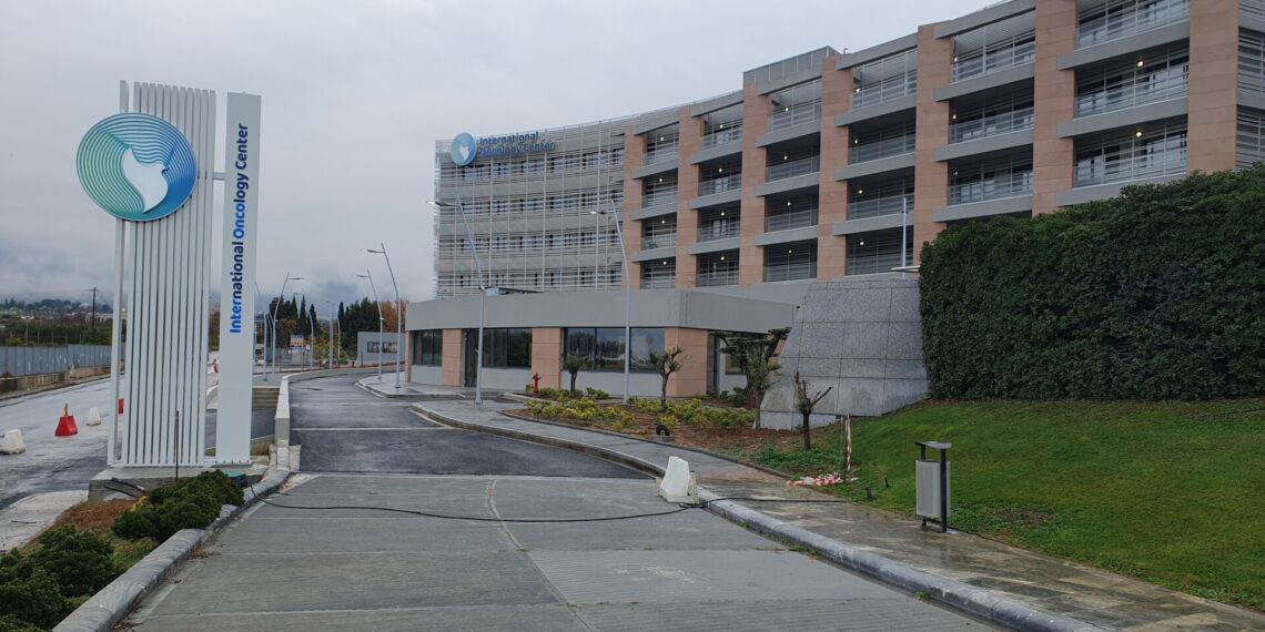 Αξιολόγηση του ΕΣΥ: Επεκτείνεται στα ογκολογικά και παιδιατρικά νοσοκομεία – Ξεκίνησε η αποστολή SMS σε ασθενείς και γονείς