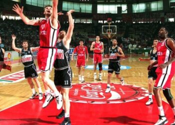 Στον Ολυμπιακό το Super Cup με 101-96 απέναντι στον μαχητικό ΠΑΟΚ (Video)